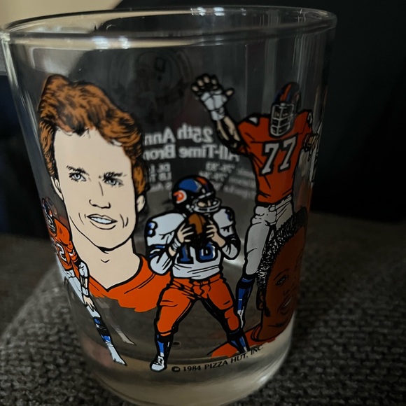Denver bronco 25th anniversary all-time bronco greats Pizza Hut glass 1984 - Picture 1 of 3